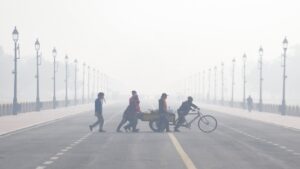 हरियाणा के 4 जिलों में 7 डिग्री से नीचे पारा:हवा की दिशा बदल रही, तापमान में उतार-चढ़ाव जारी, कल से धुंध पड़ेगी