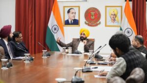 ‘पूरे राज्य में खेल संस्कृति को बढ़ावा..’ पंजाब के CM ने वरिष्ठ अधिकारियों के साथ की बैठक