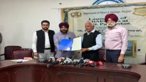 Punjab में अवैध खनन पर सरकार का ‘मास्टरस्ट्रोक’, क्रशर-ओनर माइनिंग साइट्स की शुरुआत; कीमतों पर लगेगी लगाम