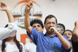 धर्मेंद्र प्रधान को हटाकर सोनम वांगचुक को देश का शिक्षा मंत्री बनाया जाए- केजरीवाल
