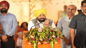 मांवां-धियां सत्कार योजना के तहत बड़ी संख्या में महिलाओं को 3,000 रुपये मिले; बाकी बची माताओं-बहनों को पहली अगस्त को मिलेंगे पैसे: अरविंद केजरीवाल